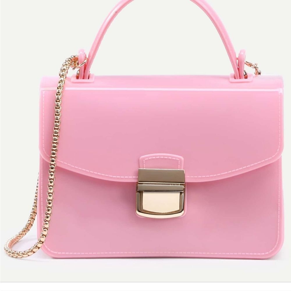 PINK PUSHLOCK CLOSURE PLASTIC HANDBAG WITH GOLD CHAIN DESIGN SHOULDER STRAP